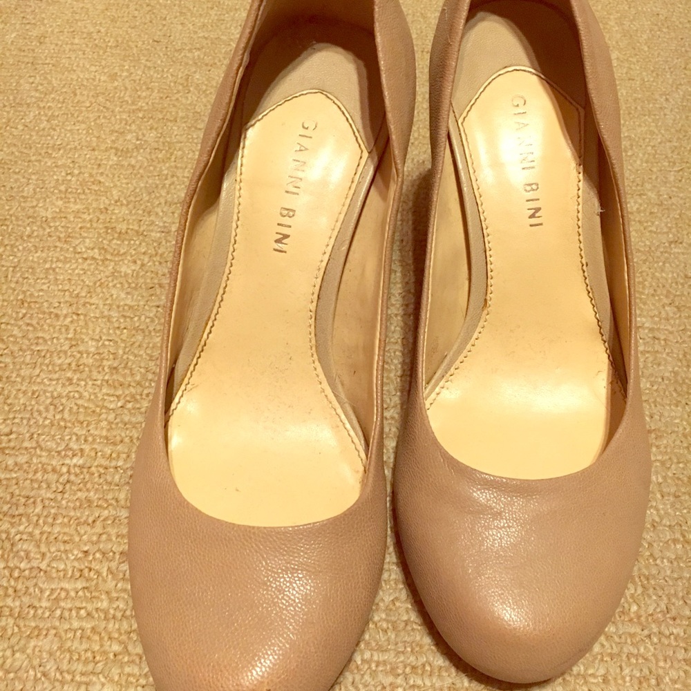 Giant bini shoe
